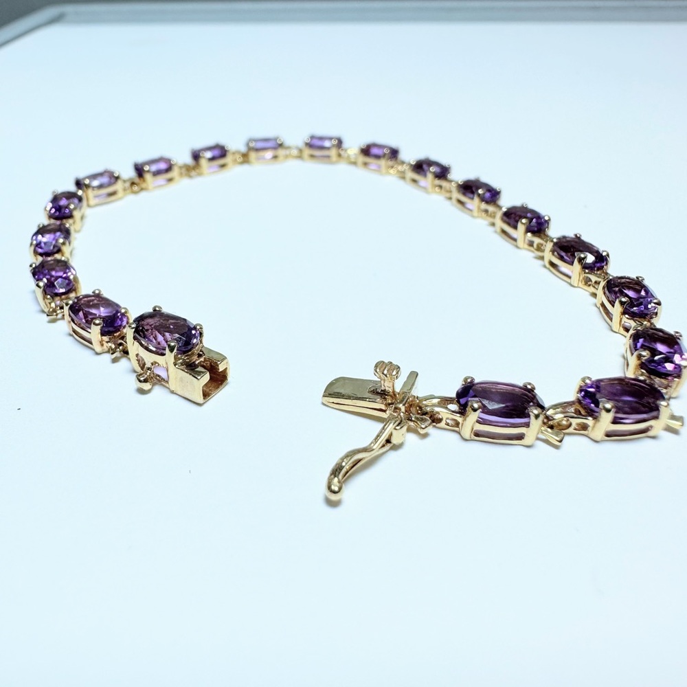 Amethyst Tennis Bracelet, 14k Yellow Gold - Picture 9 of 15